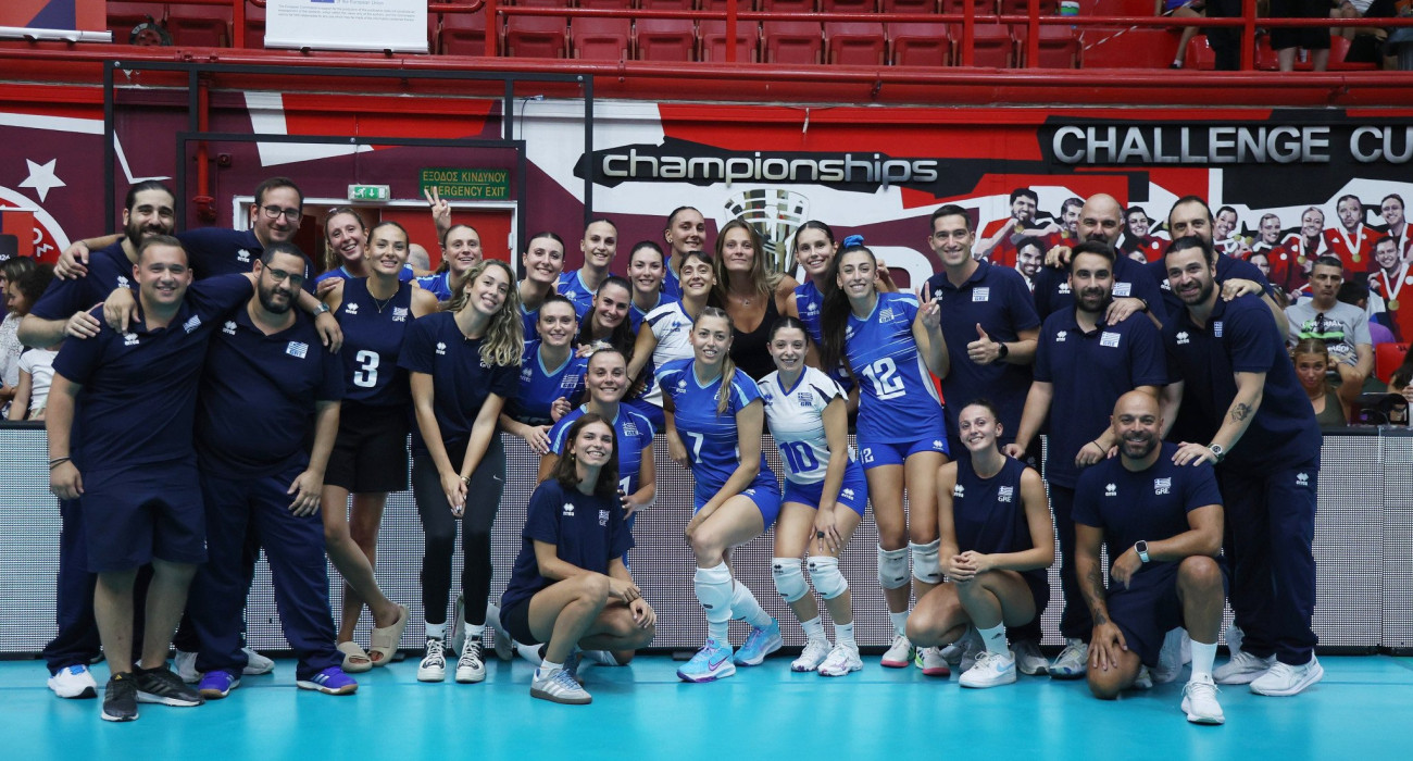 Η Εθνική βόλεϊ Γυναικών μετά τον τελευταίο προκριματικό αγώνα για το EuroVolley 2026 με την Αυστρία / Πηγή: Intime