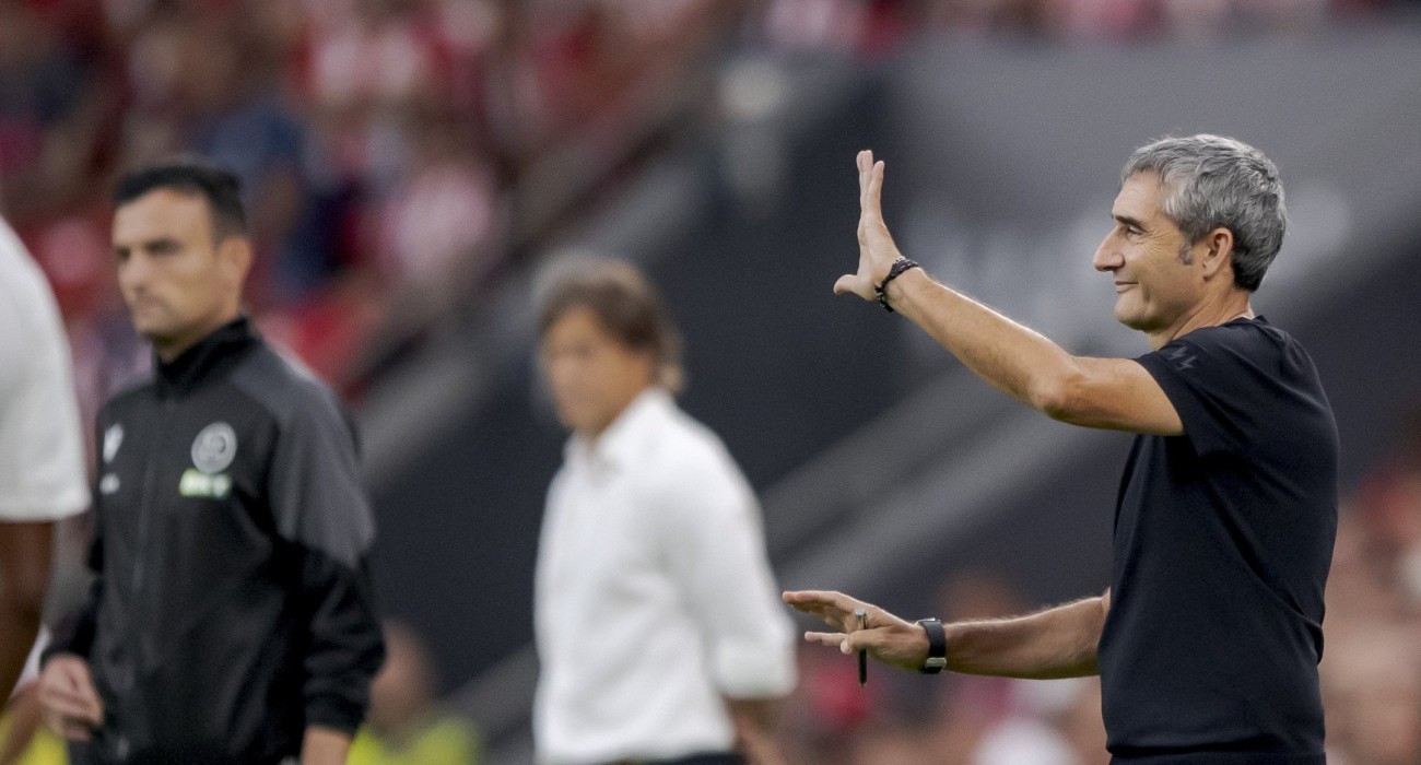 Η Αθλέτικ του Βαλβέρδε επικράτησε με 3-2 της Σεβίλλης του Αλμέιδα / Photo by Cesar Ortiz Gonzalez/Soccrates/Getty Images