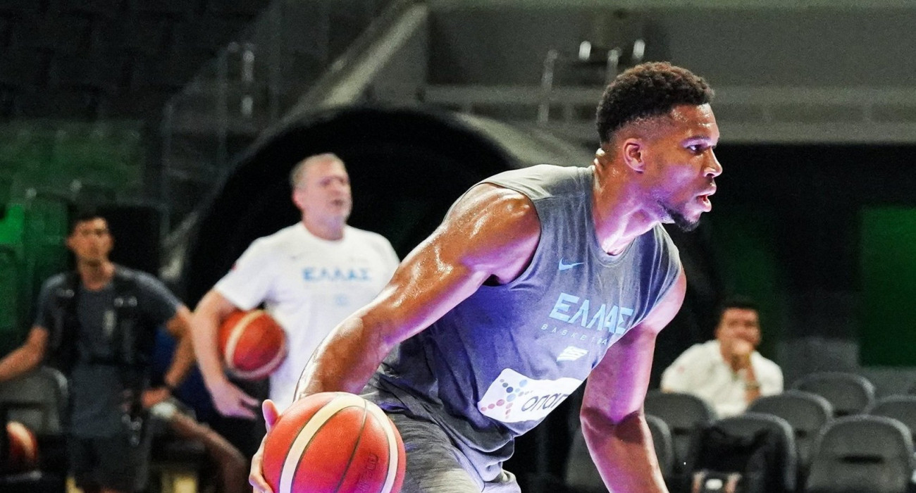 Ο Γιάννης Αντετοκούνμπο