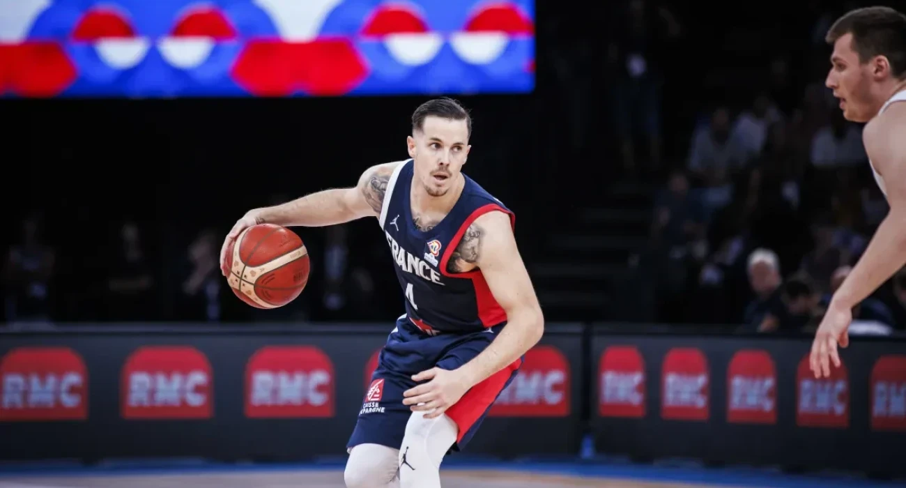 Ο Τομά Ερτέλ με τη φανέλα της Εθνικής Γαλλίας/Πηγή: FIBA