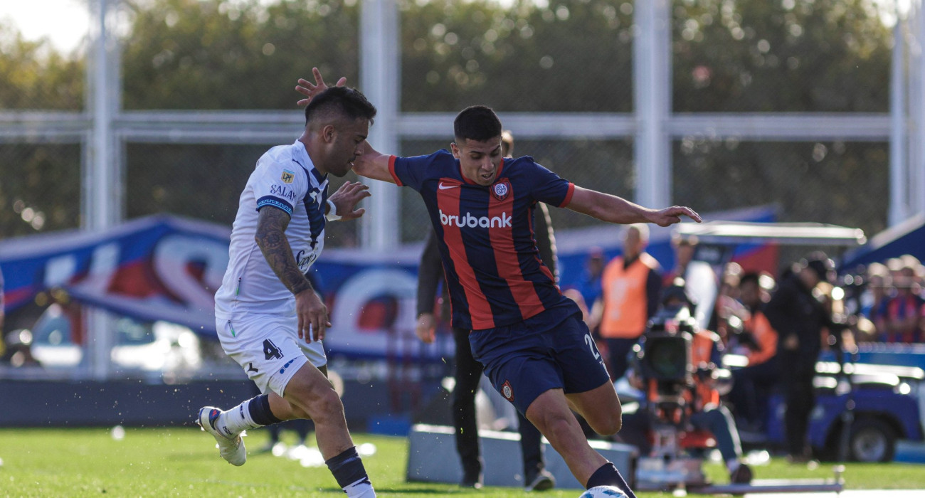 Στιγμιότυπο από την αναμέτρηση της Σαν Λορέντζο με την Βελέζ Σάρσφιλντ / Πηγή: Imago