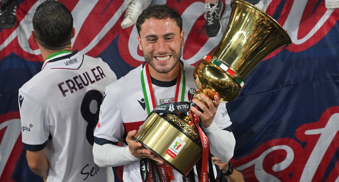 Ο Καλάμπρια με την φανέλα της Μπολόνια / Πηγή: Imago