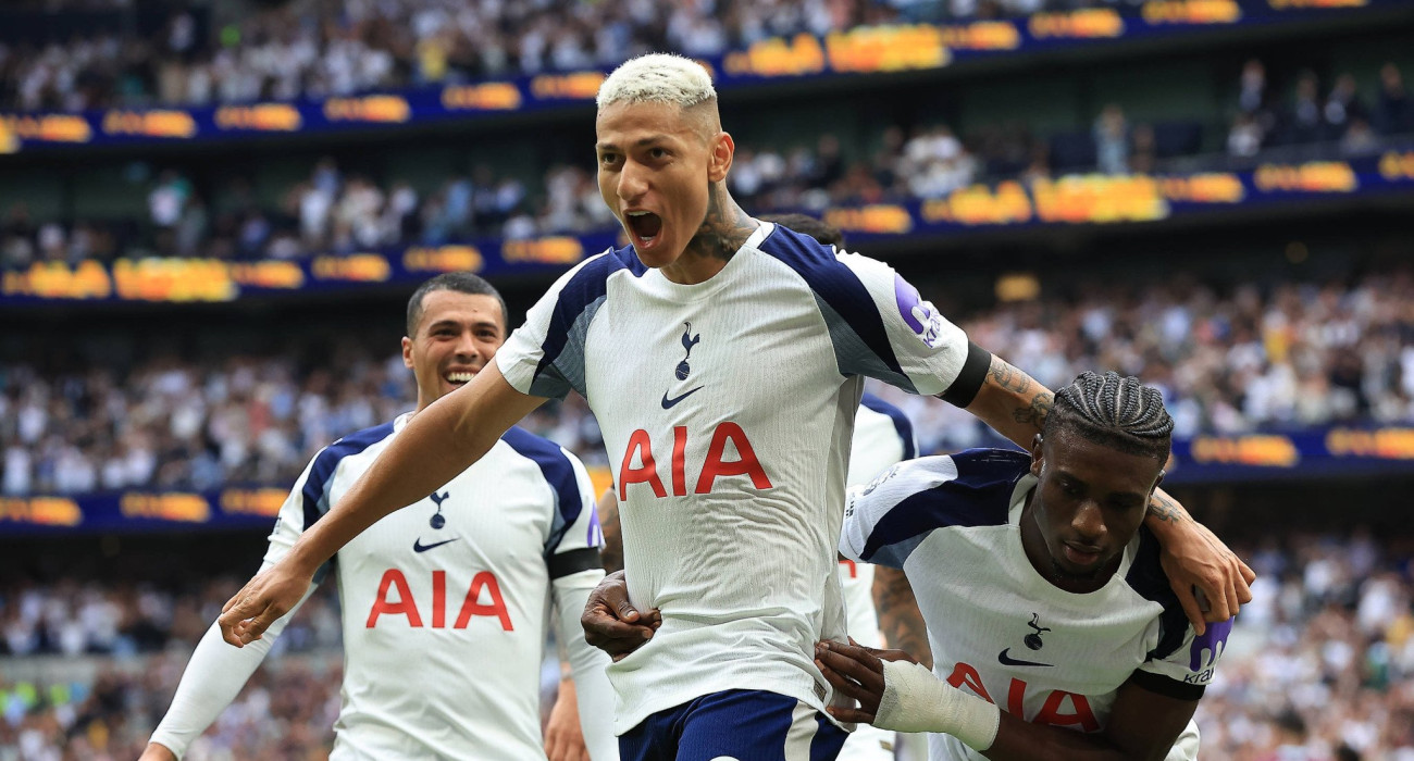 Ο Ριτσάρλισον πανηγυρίζει γκολ του με φανέλα της Τότεναμ / Πηγή: Imago