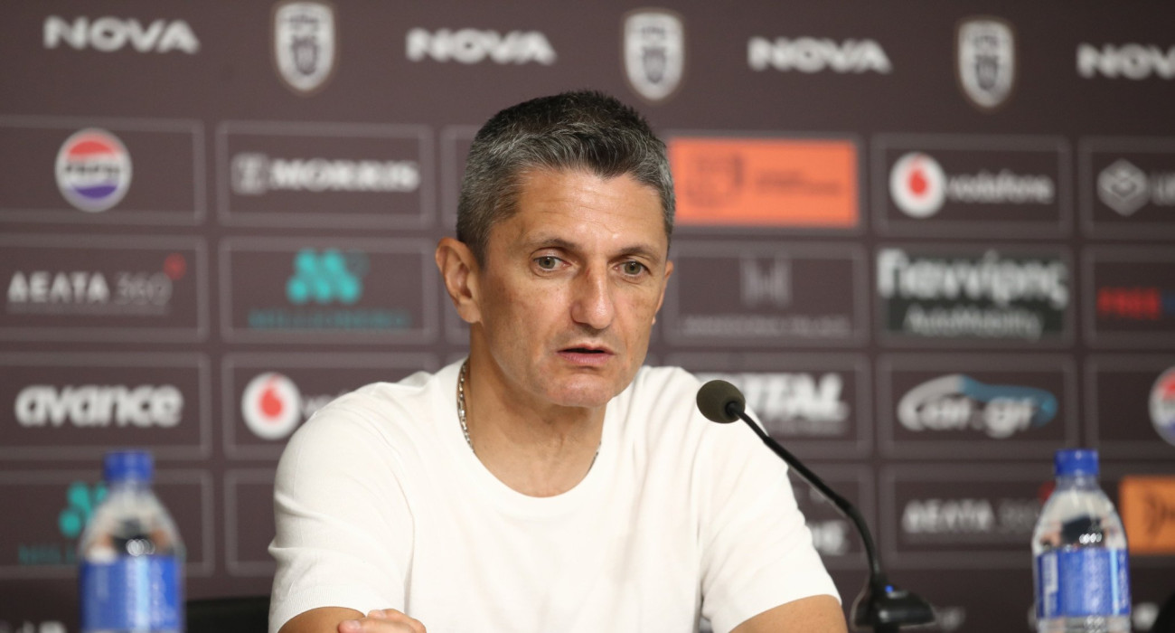 Ο Ραζβάν Λουτσέσκου στη συνέντευξη Τύπου / Πηγή: Eurokinissi