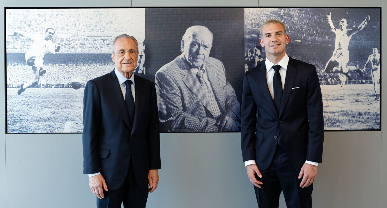 Ο Φράνκο Μασταντουόνο μαζί με τον Φλορεντίνο Πέρεθ / Πηγή: Facebook Real Madrid