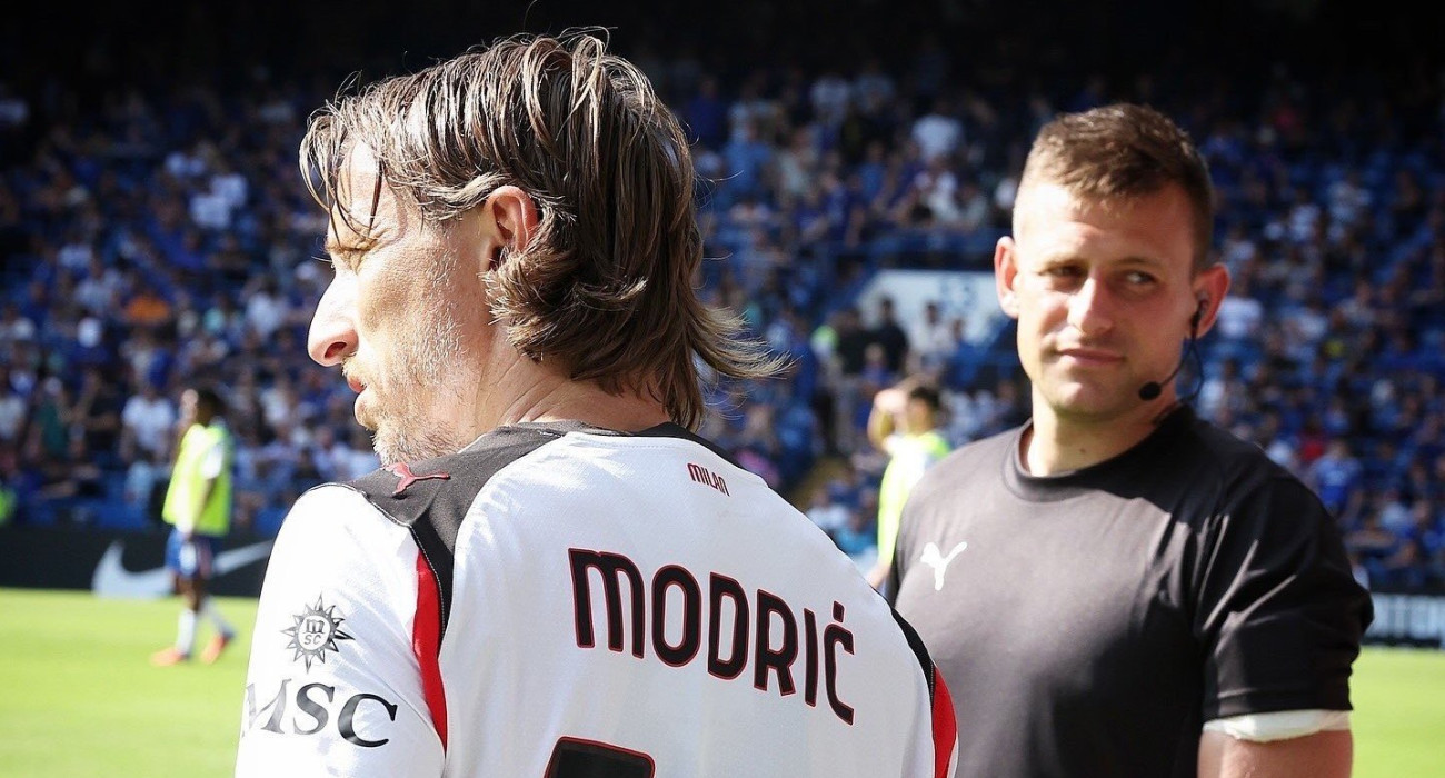 Ο Λούκα Μόντριτς με τη φανέλα της Μίλαν/ screenshot