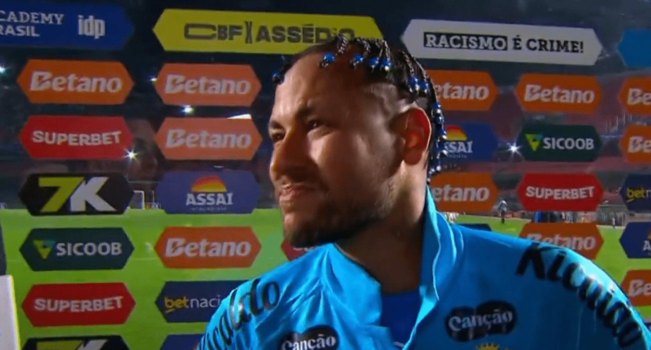 Ο Νεϊμάρ με τη φανέλα της Σάντος / Screenshot