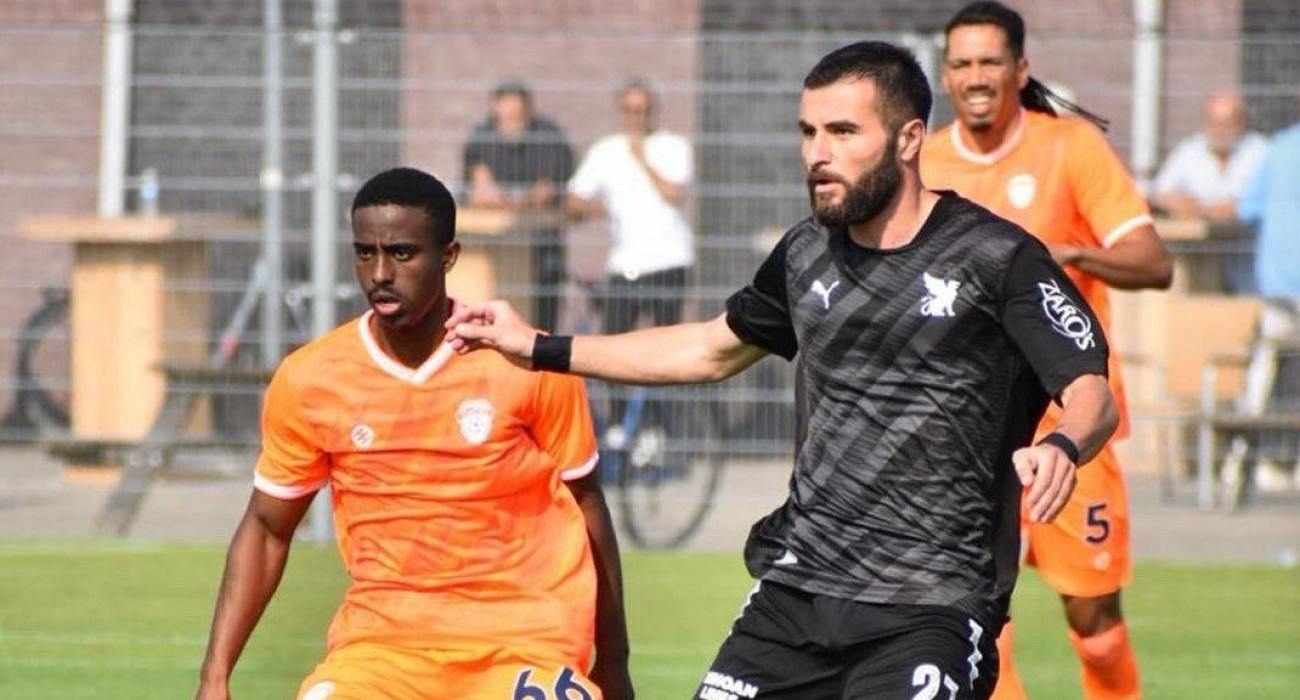 Ο Σενγκέλια με τη φανέλα του ΟΦΗ/ Πηγή: OFI CRETE FC