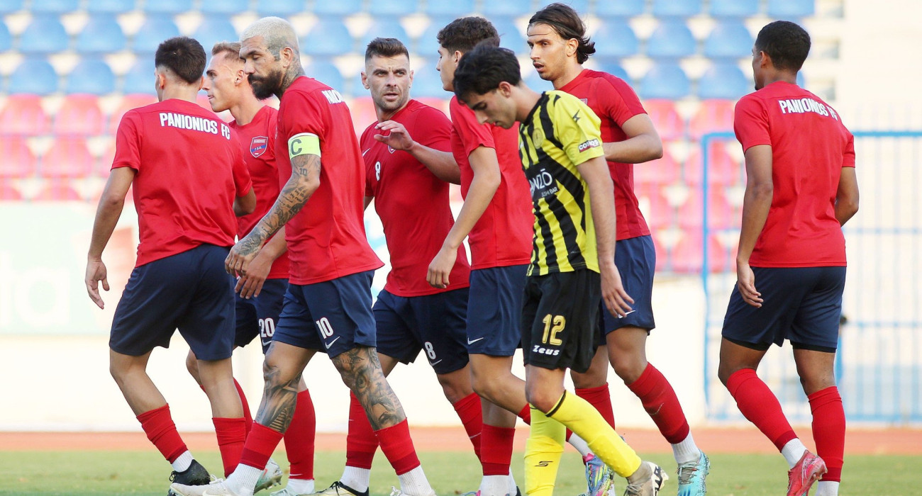Οι παίκτες του Πανιωνίου πανηγυρίζουν το γκολ / Πηγή: Intime
