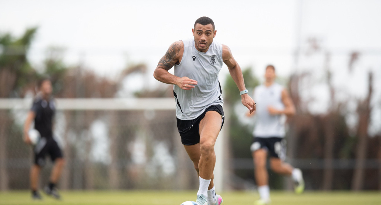 Ο Γιώργος Γιακουμάκης στην προπόνηση του ΠΑΟΚ / Πηγή: Eurokinissi