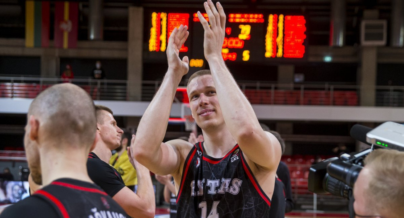 Προχωρημένες συζητήσεις για να κλείσει το deal με Εχόντας στην ΑΕΚ Betsson