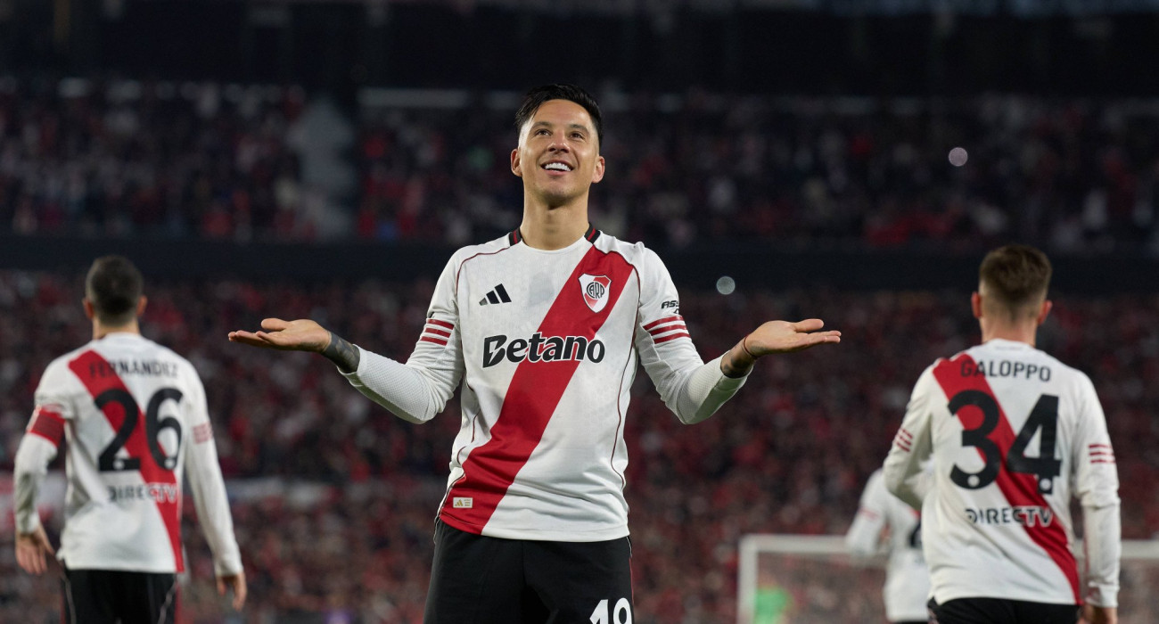 Ο Σεμπαστιάν Ντριούσι πανηγυρίζει στο Ρίβερ Πλέιτ-Γοδόι Κρουζ / Πηγή: Imago