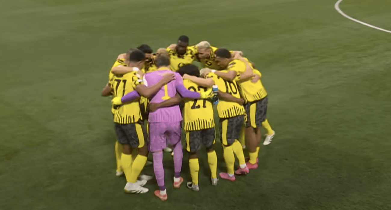 Οι παίκτες της Ντόρτμουντ / Πηγή: Printscreen