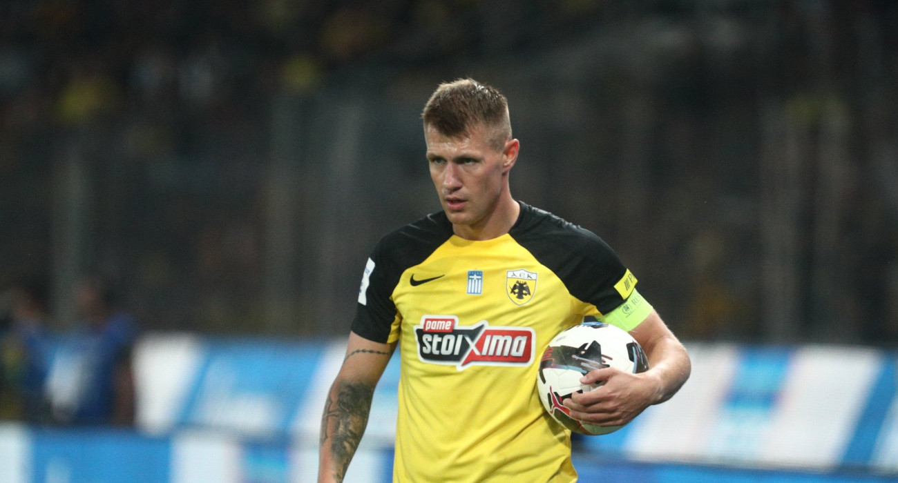 Ο Νταμιάν Σιμάνσκι με τη φανέλα της ΑΕΚ / Πηγή: Eurokinissi