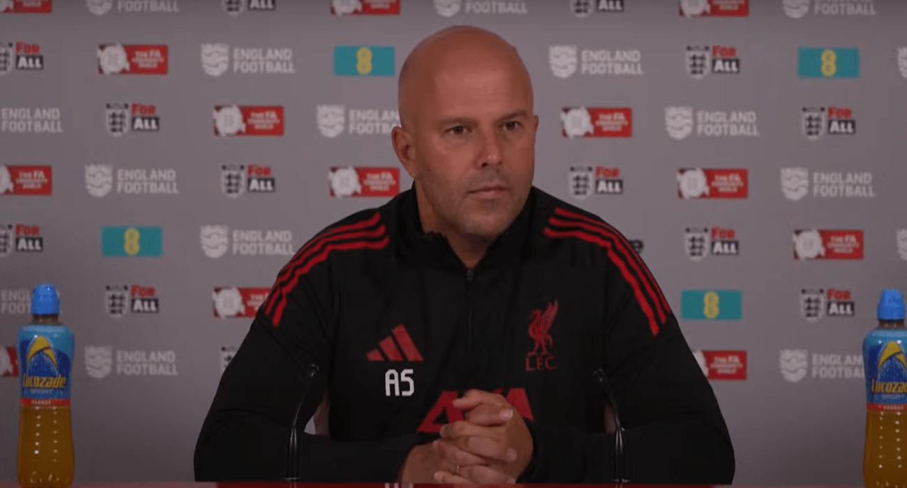 Ο προπονητής της Λίβερπουλ Άρνε Σλοτ / Screenshot