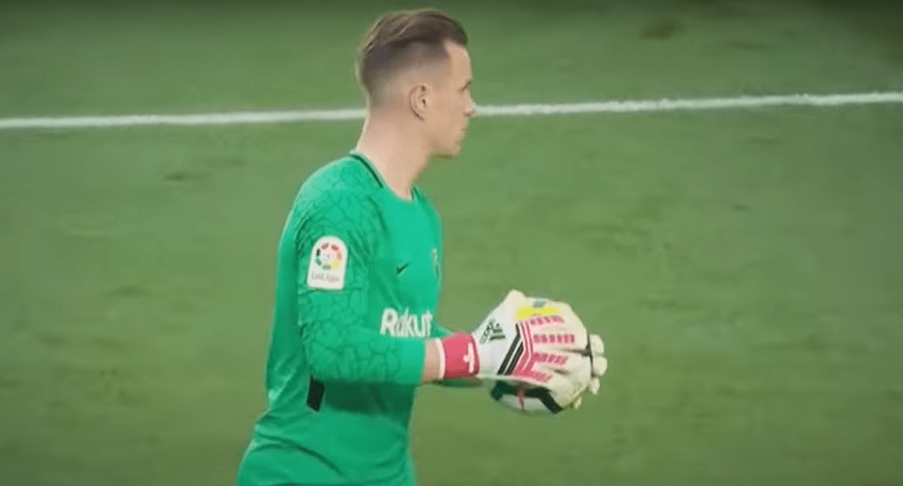 Ο Μαρκ Αντρέ Τερ Στεγκεν με τη φανέλα της Μπαρτσελόνα/ Screenshot