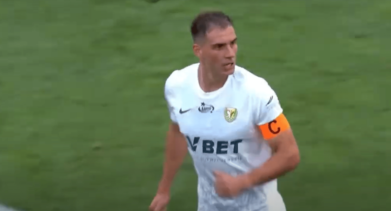 Ο Πέτκοβ με τη φανέλα της Σλασκ Βρότσλαβ/ Screenshot