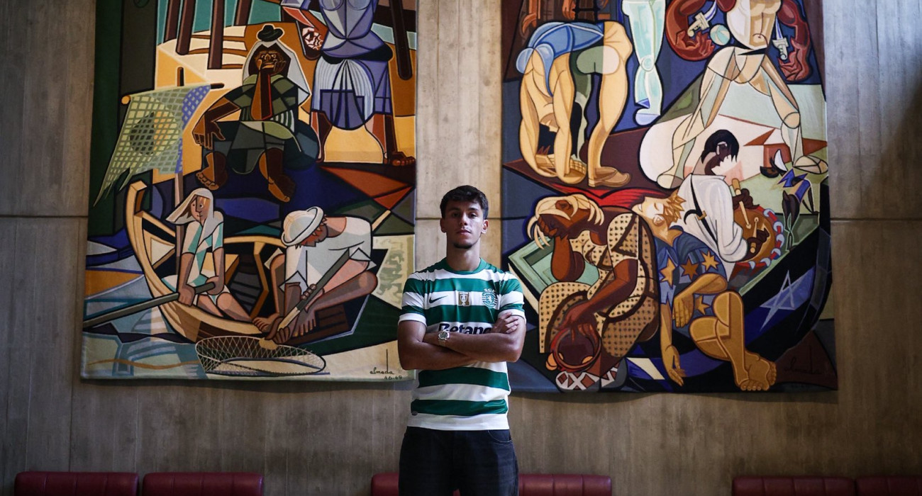 Ο Γιώργος Βαγιαννίδης με τη φανέλα της Sporting