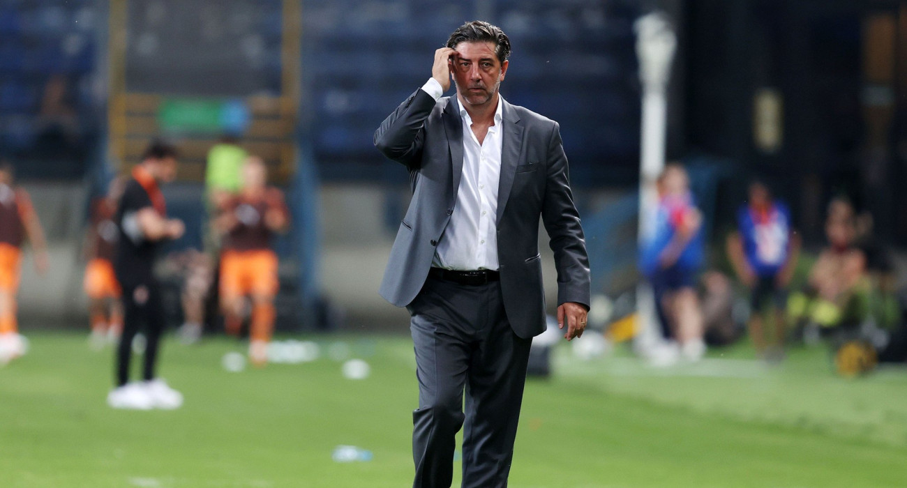 Ο Ρουί Βιτόρια στον πάγκο του Παναθηναϊκού, Πηγή: Intime