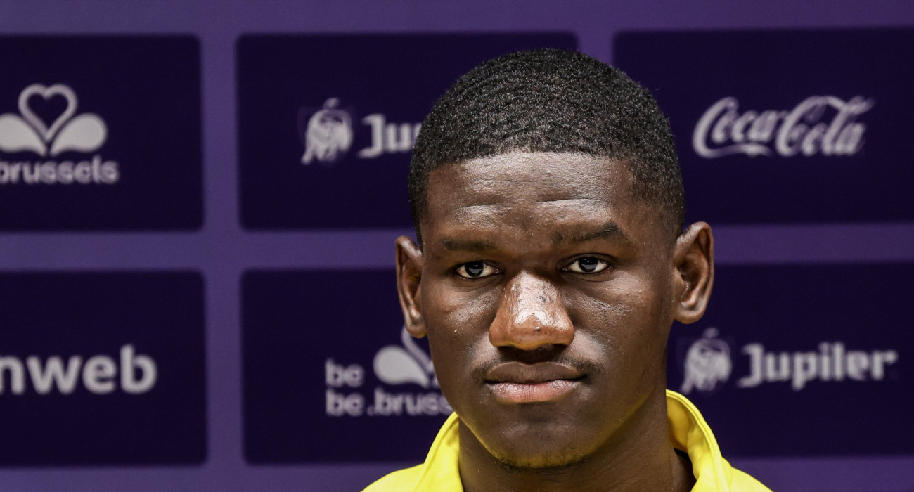 Ο Ζίνι στη συνέντευξη Τύπου του Άντερλεχτ-ΑΕΚ / Πηγή: Eurokinissi