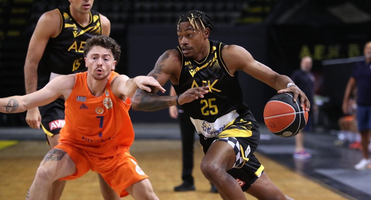 Ο Αντόνις Αρμς στο φιλικό της ΑΕΚ με την Μεγαρίδα - Πηγή: AEK BC