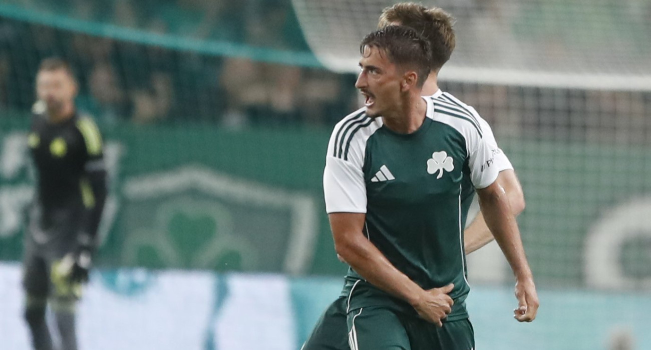 Ο Φίλιπ Τζούρισιτς με την φανέλα του Παναθηναϊκού / Πηγή: Eurokinissi