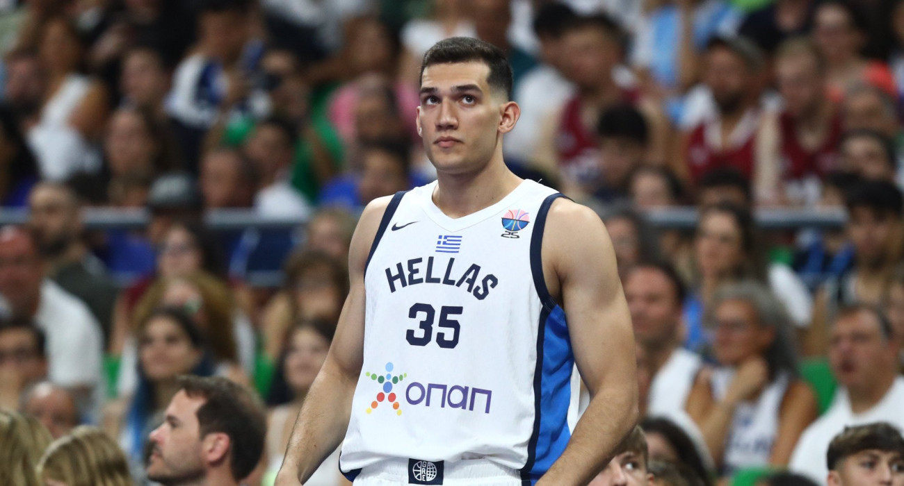 Ο Βαγγέλης Ζούγρης με τη φανέλα της Εθνικής, Πηγή: Eurokinissi