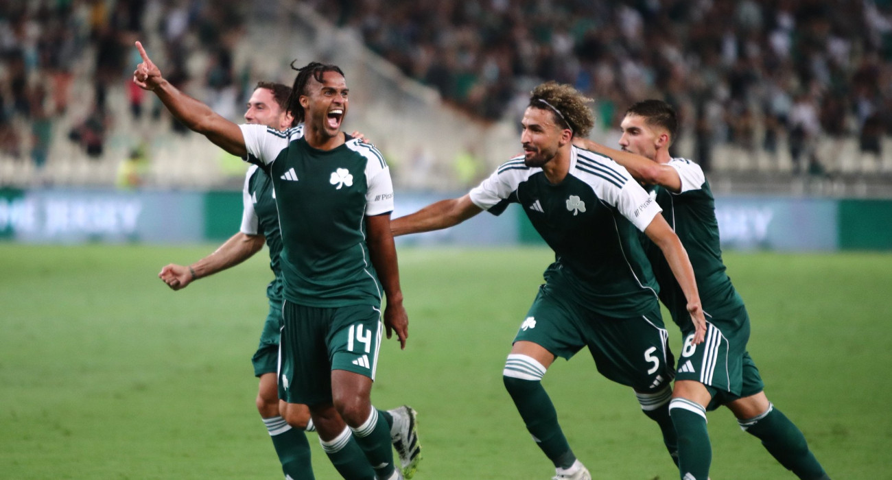 Πανηγυρίζουν οι παίκτες του Παναθηναϊκού / Πηγή: Eurokinissi