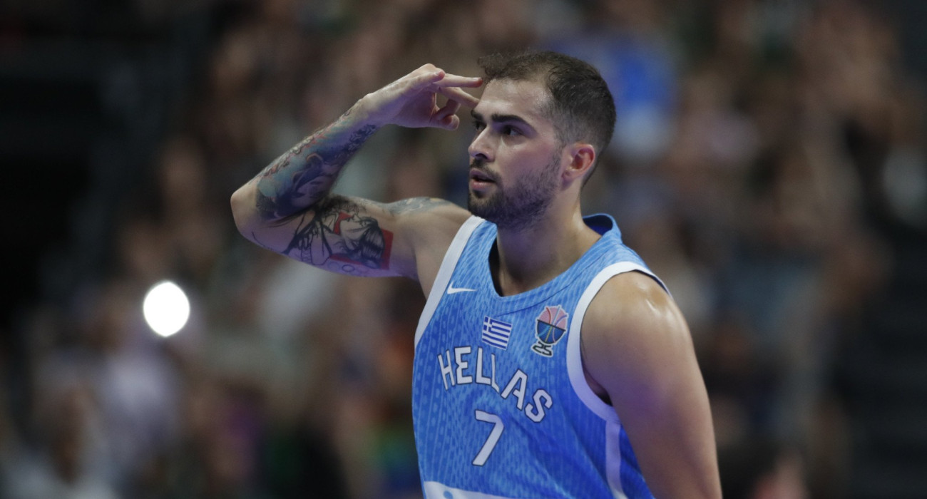 Ο Βασίλης Τολιόπουλος πανηγυρίζει καλάθι του στην Εθνική, Πηγή: Eurokinissi