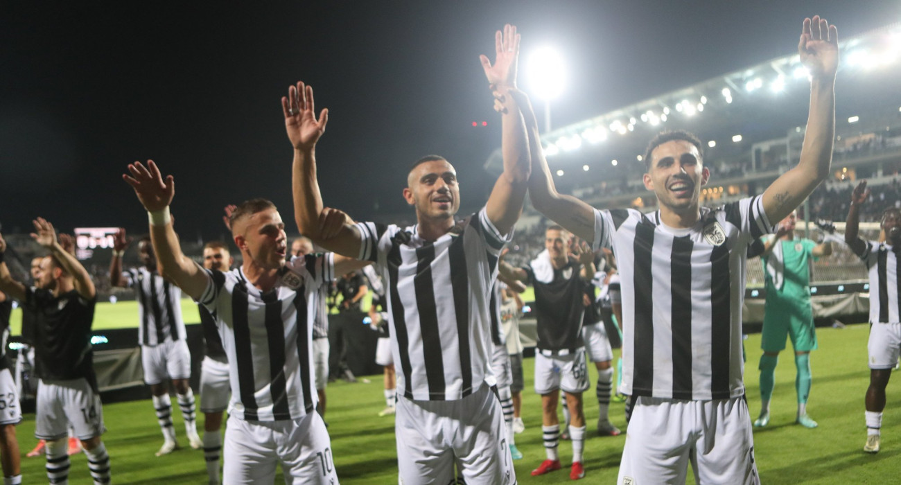 Οι παίκτες του ΠΑΟΚ πανηγυρίζουν τη νίκη και την πρόκριση / Πηγή: Eurokinissi