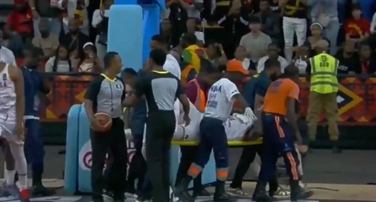 Σοκαριστικός τραυματισμός για τον Μπάνγκο της Φενέρ - Αποχώρησε με φορείο (video)