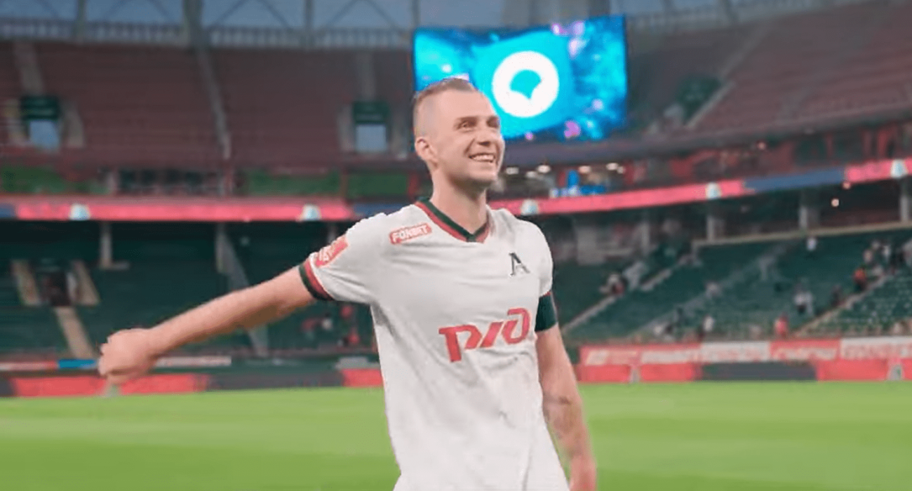 Ο Ντμίτρι Μπαρίνοφ σε αγώνα της Λοκομοτίβ Μόσχας / Screenshot