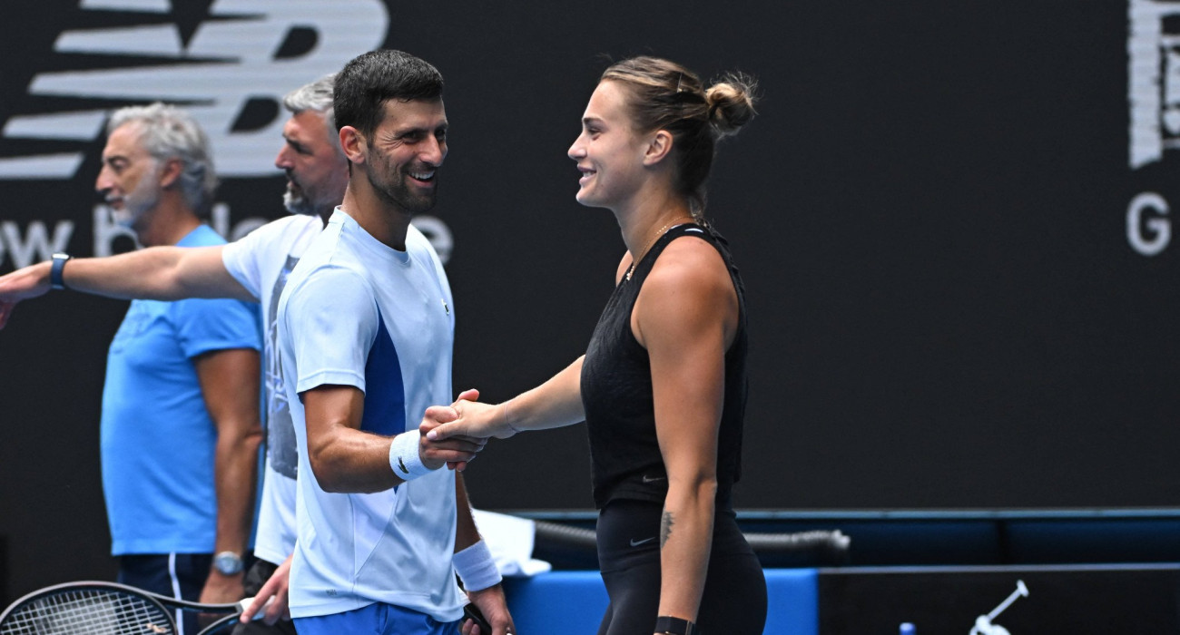 Ο Νόβακ Τζόκοβιτς μαζί με την Αρίνα Σαμπαλένκα / Πηγή: Imago