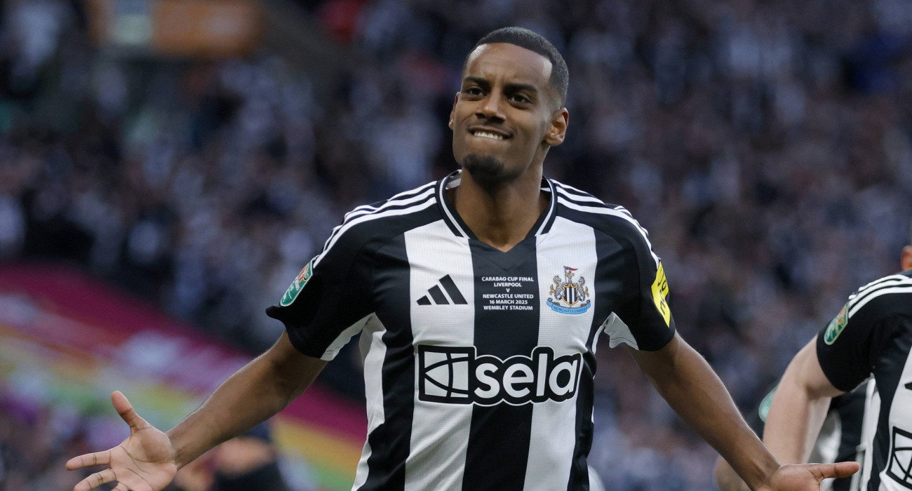 Ο Αλεξάντερ Ίσακ πανηγυρίζει με τη Νιουκάστλ / Πηγή: Imago