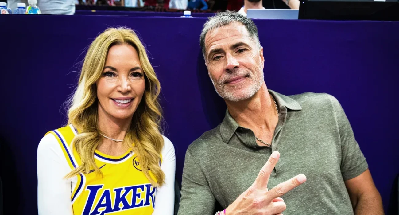 Η Τζένι Μπας και ο Ρομπ Πελίνκα / Πηγή: FIBA