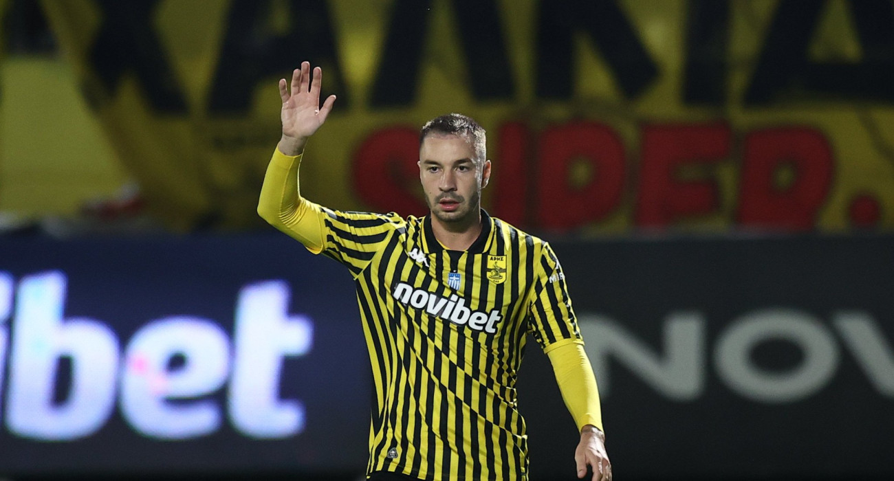 Ο Λορέν Μορόν σε αγώνα του Άρη / Πηγή: Eurokinissi