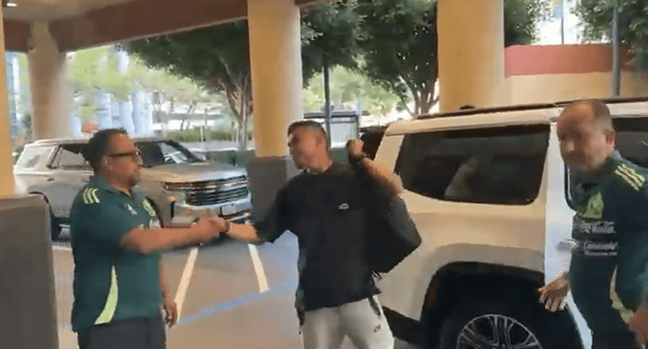 Ο Ορμπελίν Πινέδα έφτασε στο Μεξικό / Screenshot