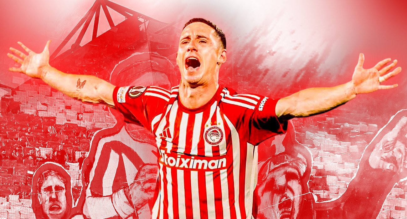 Ο Ντάνιελ Ποντένσε στον Ολυμπιακό / Designer Manos Perdikakis