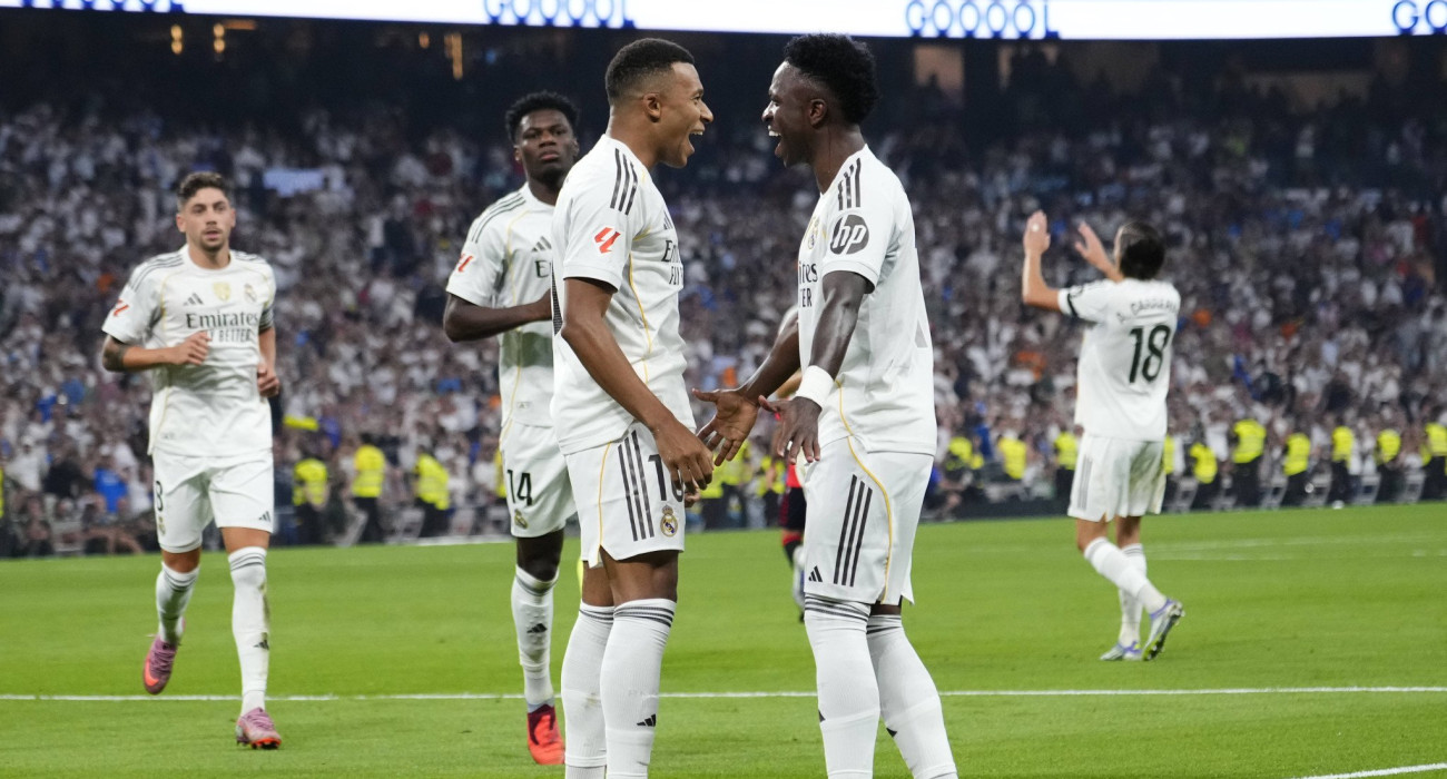 Οι ποδοσφαιριστές της Ρεάλ Μαδρίτης πανηγυρίζουν / Πηγή: Imago
