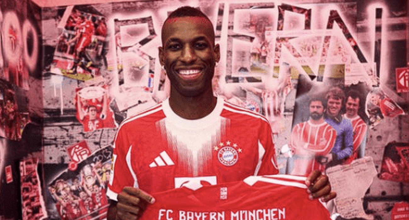 Ο Νίκολας Τζάκσον με την φανέλα της Μπάγερν / Πηγή: Printscreen