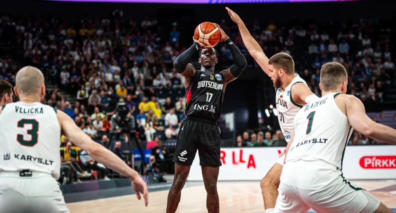 Ο Ντένις Σρέντερ/Πηγή: FIBA