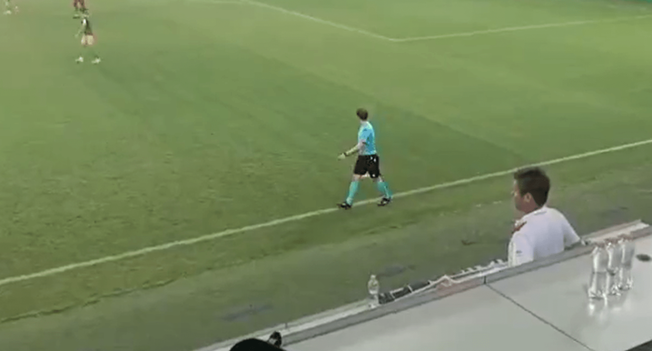 Ο μοναδικός οπαδός στον αγώνα της Ράγιο Βαγιεκάνο / Screenshot