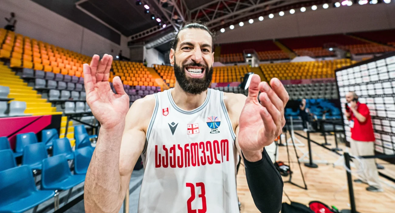 Ο Τόκο Σενγκέλια με την φανέλα της Εθνικής Γεωργίας / Πηγή: FIBA Basketball