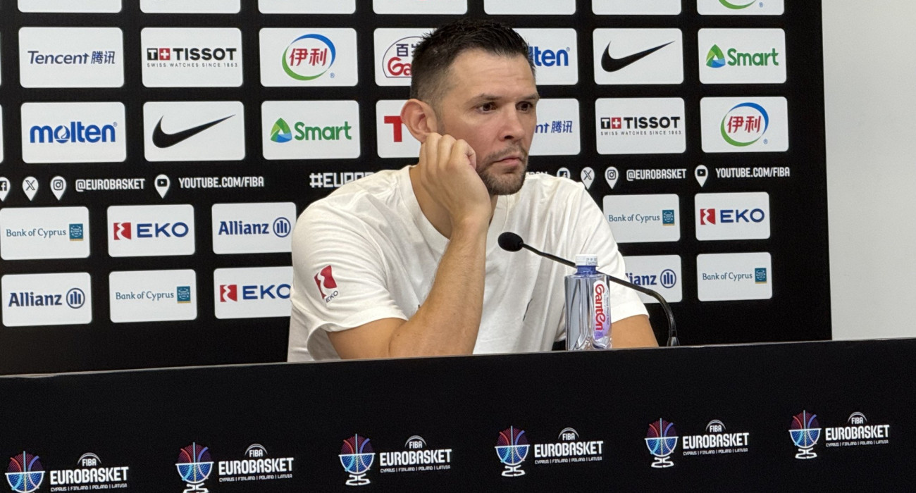 Ο Κώστας Παπανικολάου