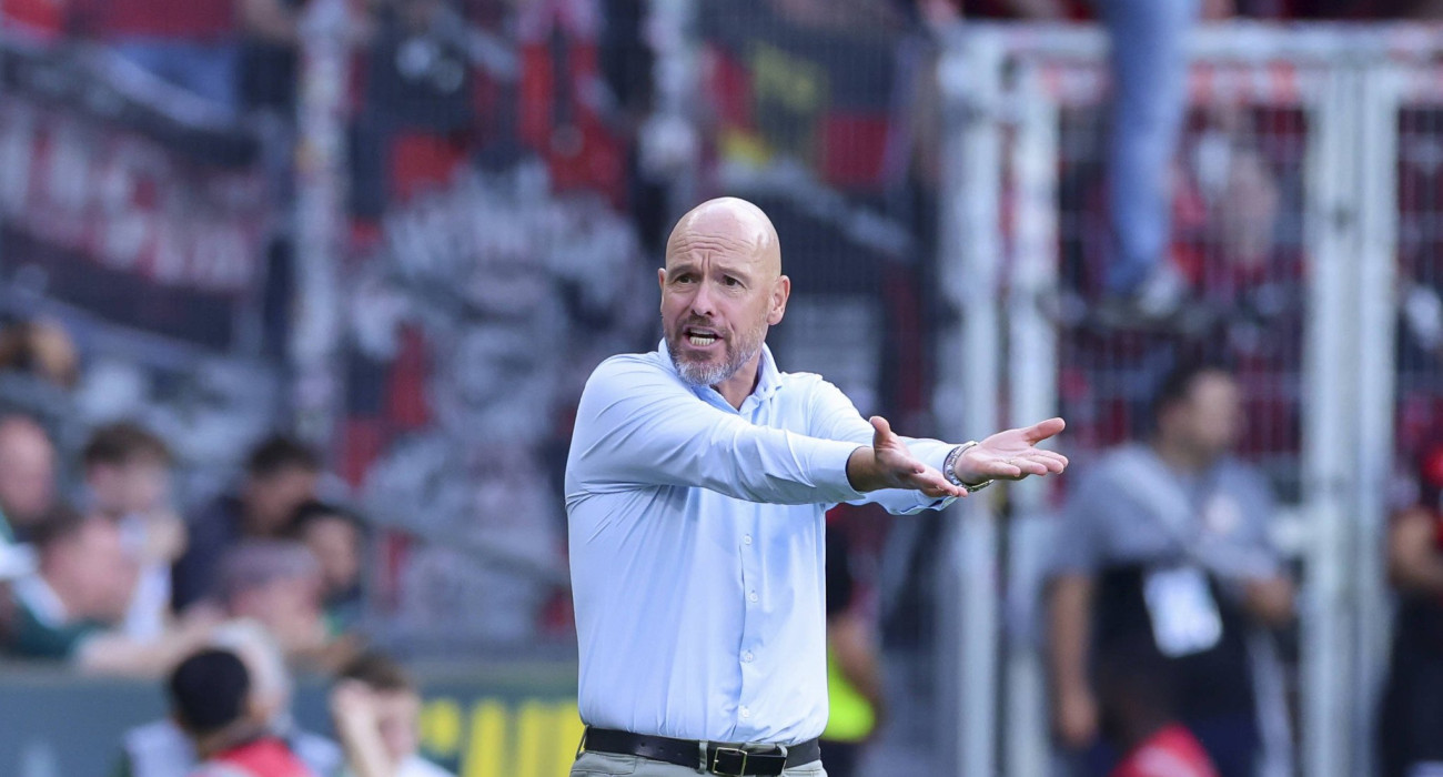 Ο Έρικ Τεν Χαγκ στον πάγκο της Λεβερκούζεν/Πηγή: Imago