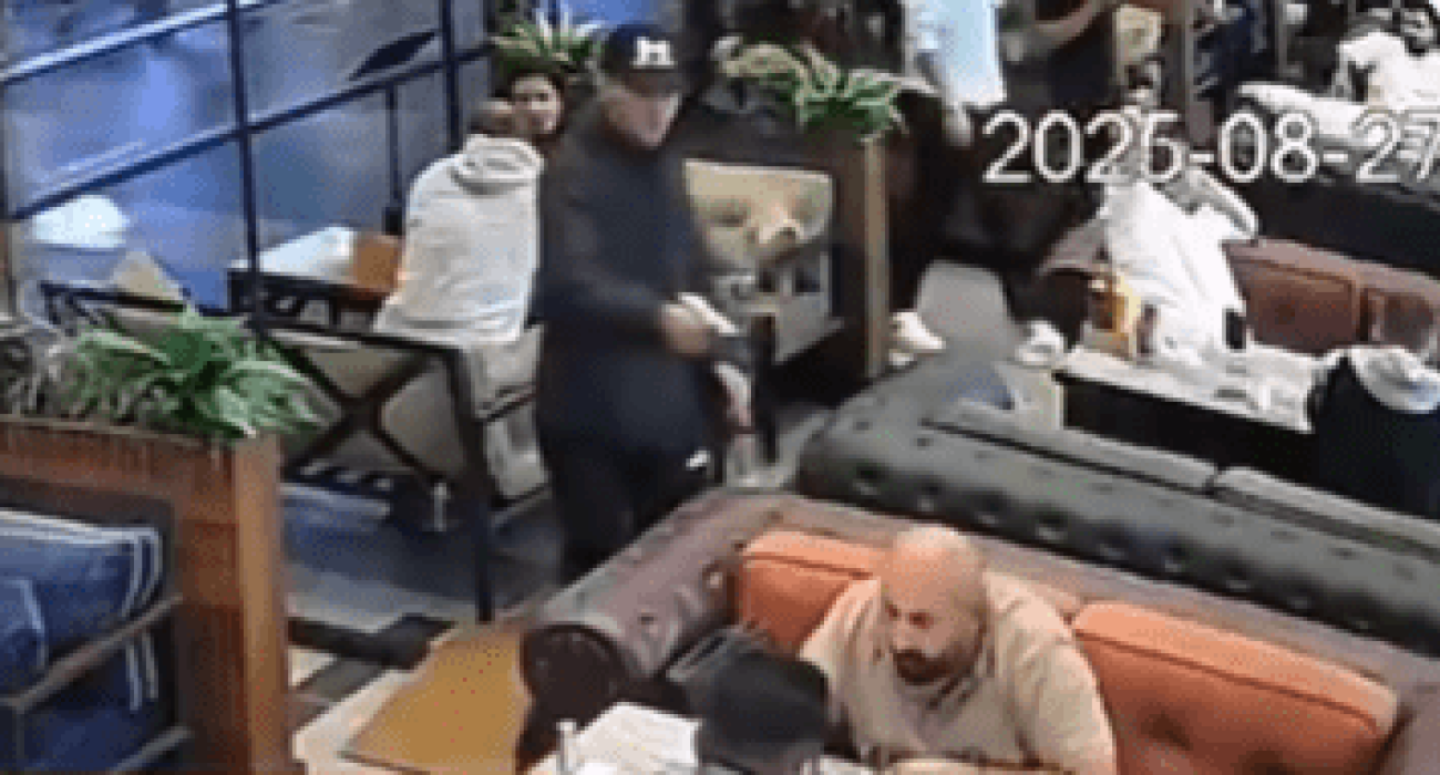 Η στιγμή που δεκαεπτάχρονος πυροβολεί πρώην πρόεδρο ομάδας / Screenshot