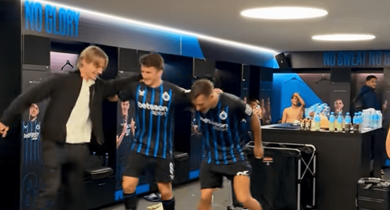 Ο Χρήστος Τζόλης χορεύει συρτάκι στα αποδυτήρια της Κλαμπ Μπριζ / Screenshot