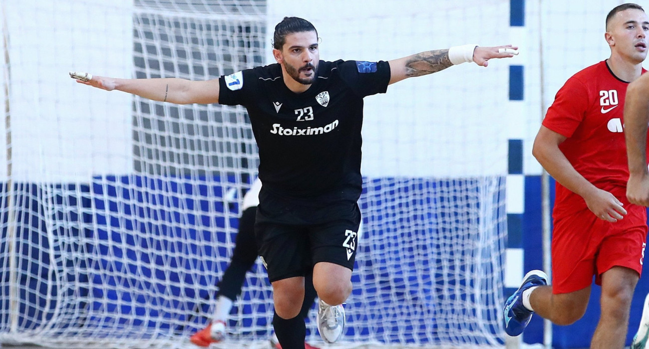 Ο Δομπρής στον πρώτο αγώνα του ΠΑΟΚ με τα Βριλήσσια για το EHF European Cup / Πηγή: Intime