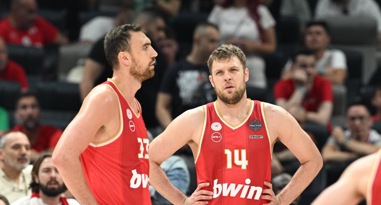 Ο Σάσα Βεζένκοφ με τον Νίκολα Μιλουτίνοφ, Πηγή: Eurokinissi