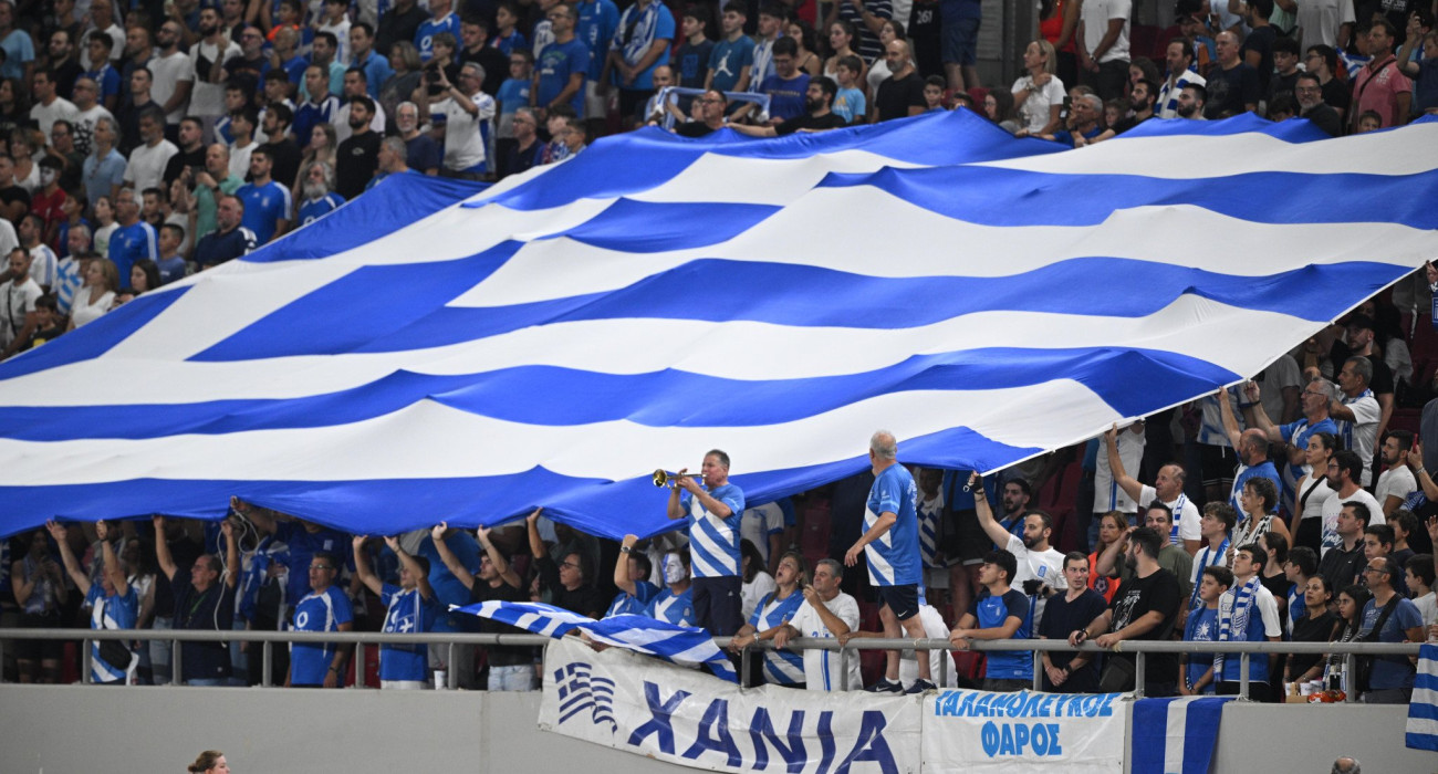 Οι φίλοι της εθνικής Ελλάδας / Πηγή: Eurokinissi